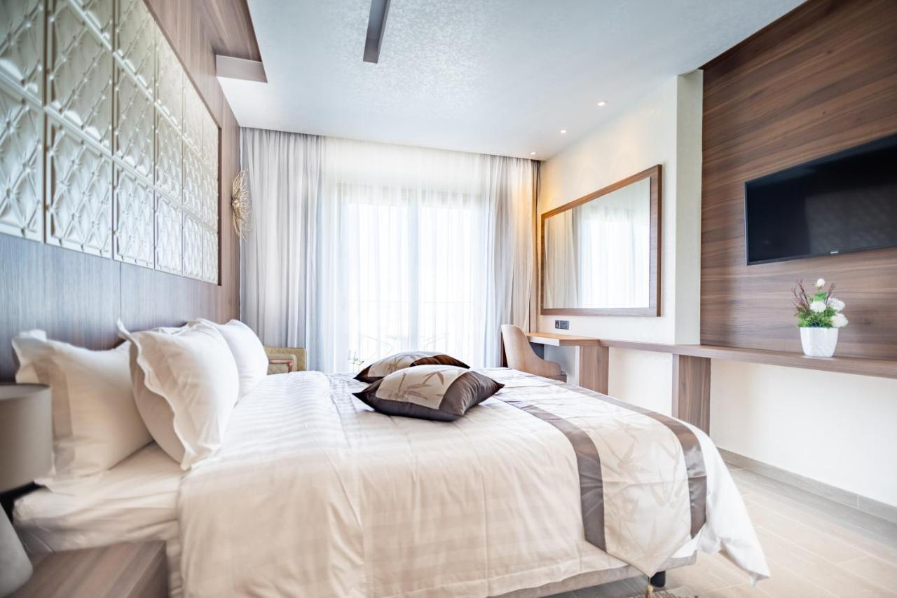 Leonardo Boutique Hotel ラルナカ エクステリア 写真