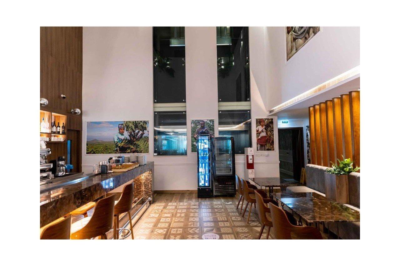 Leonardo Boutique Hotel ラルナカ エクステリア 写真