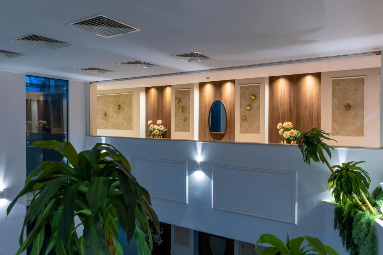 Leonardo Boutique Hotel ラルナカ エクステリア 写真