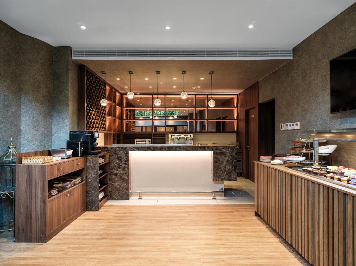 Leonardo Boutique Hotel ラルナカ エクステリア 写真