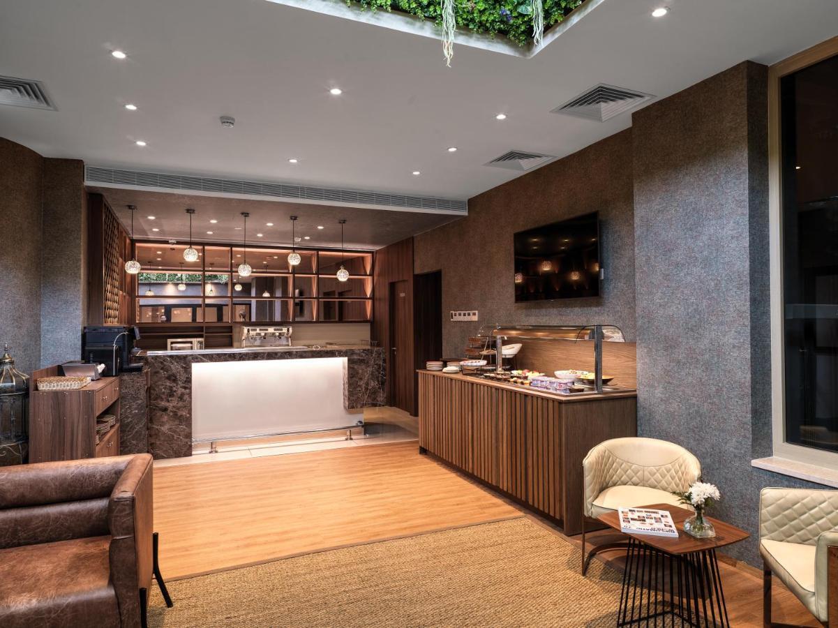 Leonardo Boutique Hotel ラルナカ エクステリア 写真