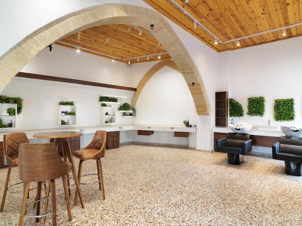 Leonardo Boutique Hotel ラルナカ エクステリア 写真
