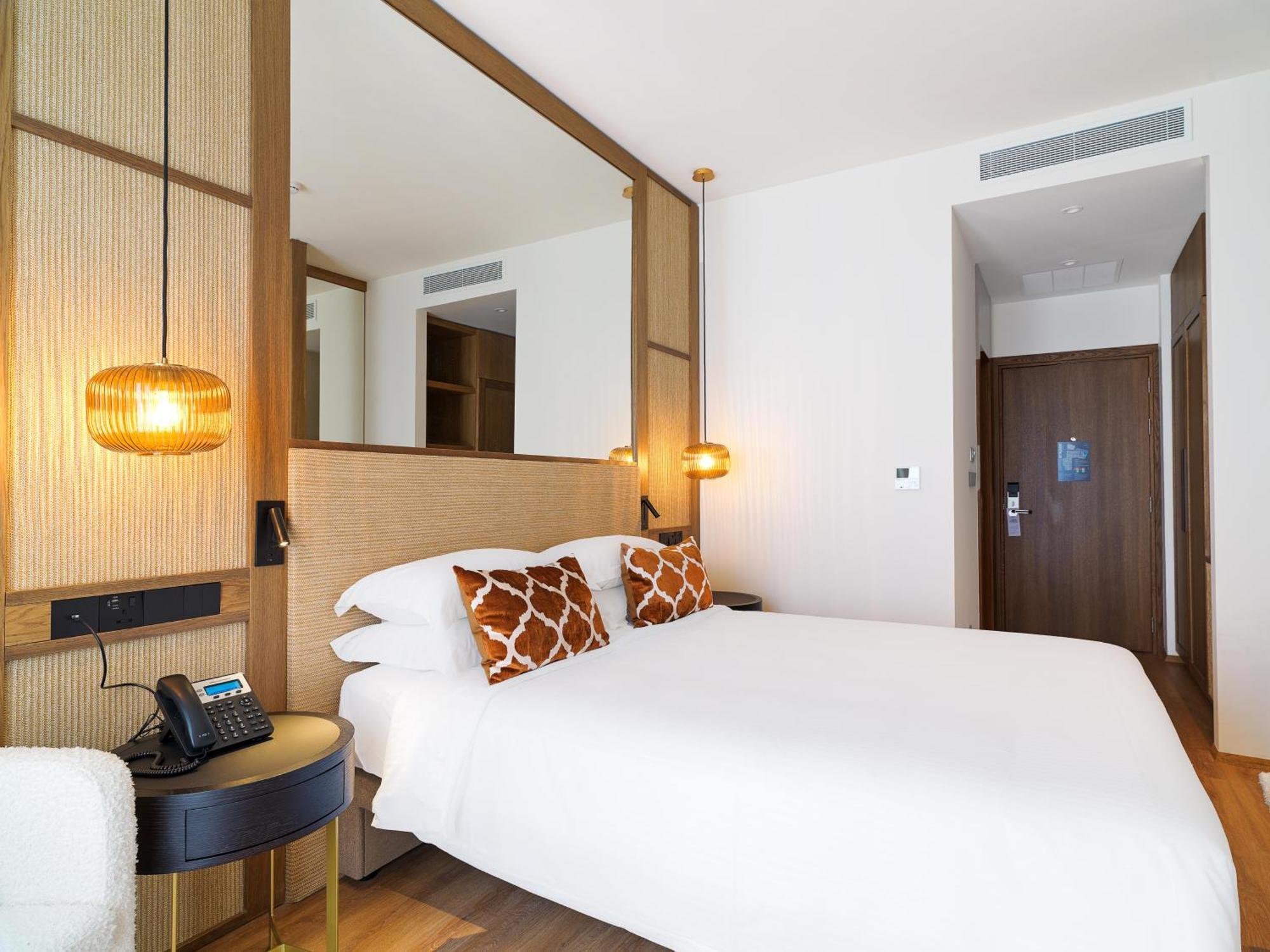 Leonardo Boutique Hotel ラルナカ 部屋 写真