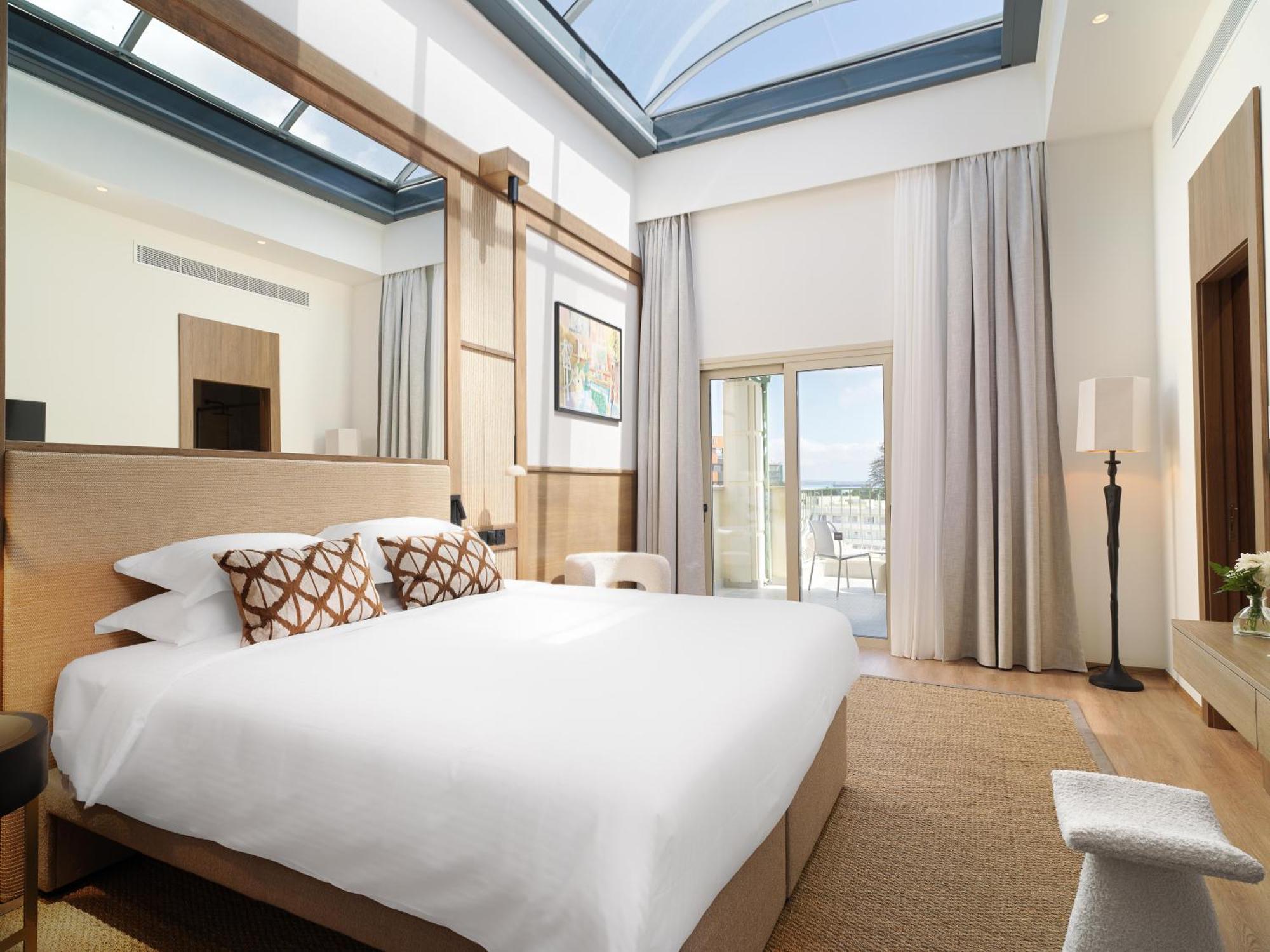 Leonardo Boutique Hotel ラルナカ 部屋 写真